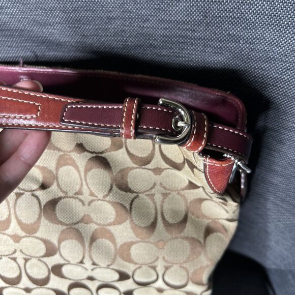 Coach Leatherware est 1941 Signature Canvas and Leather Shoulder Handbag EUC - Picture 3 of 15